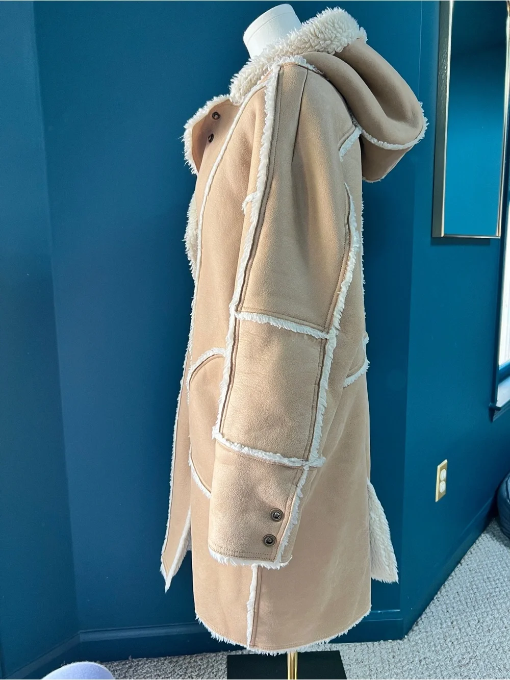 Anthropologie x Pilcro Hooded Sherpa Coat. Camel and Cream. Size Petite Small - Picture 6 of 14